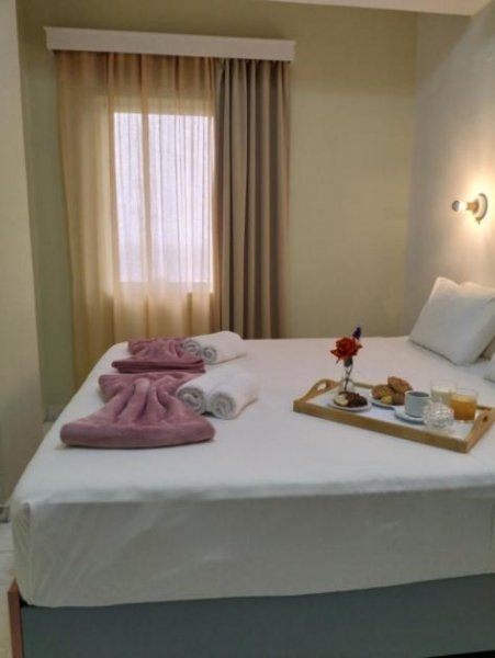 Stalos Kreta, Stalos: Hotel mit Pool und Panoramablick aufs Meer zu verkaufen Gewerbe kaufen